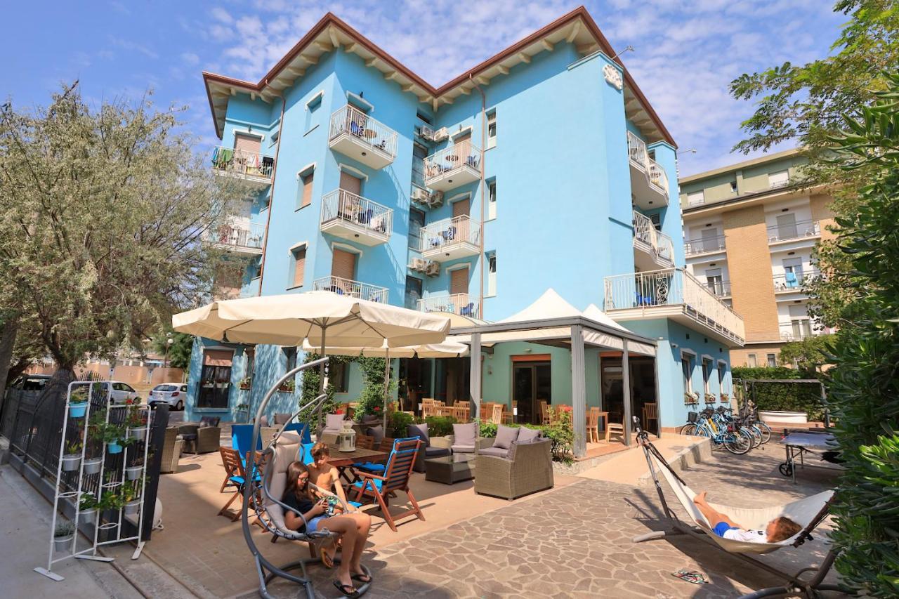 Art Hotel La Perla Bellaria-Igea Marina Exterior photo