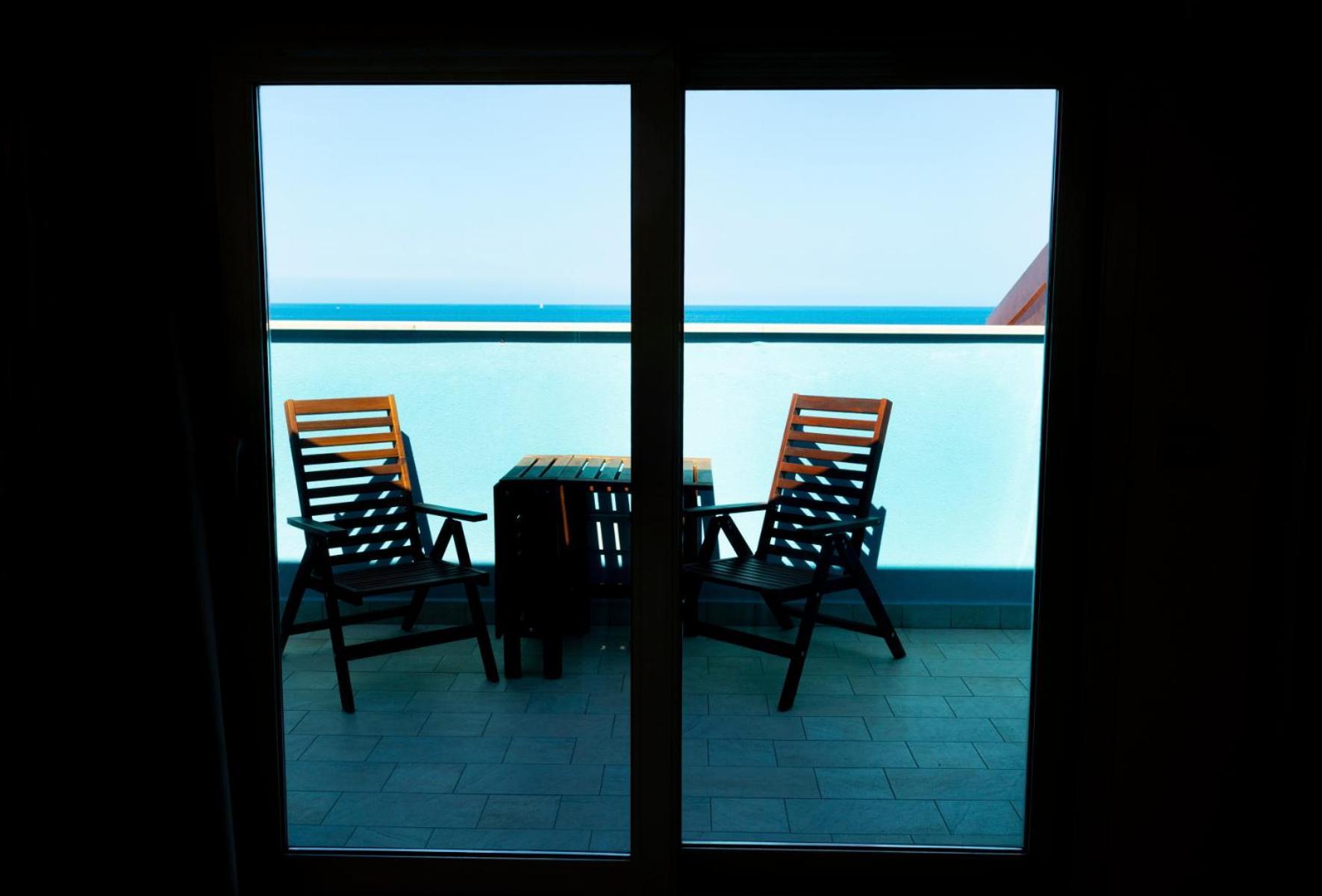 Art Hotel La Perla Bellaria-Igea Marina Exterior photo